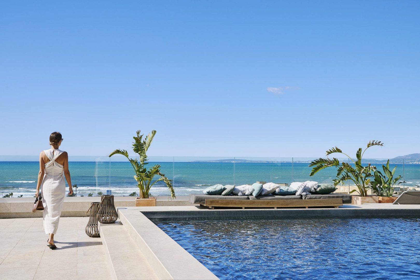 LLT_ROOFTOP_0004