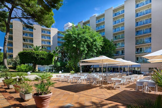 Rompelberg Cycling Holidays Grupotel Orient sfeerbeeld 1