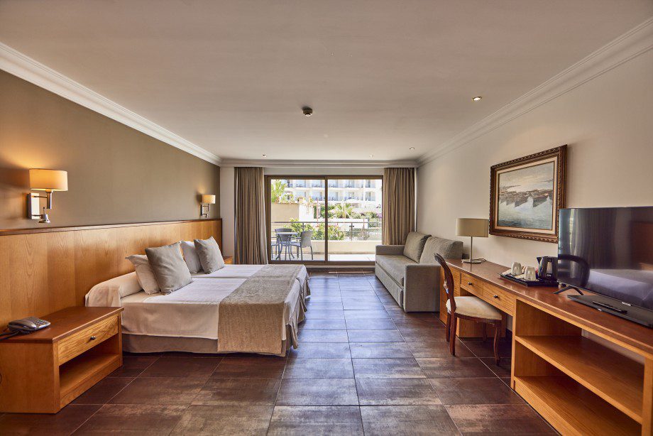 Rompelberg Cycling Holidays – Hotel Playa Golf Sfeerbeelden 14