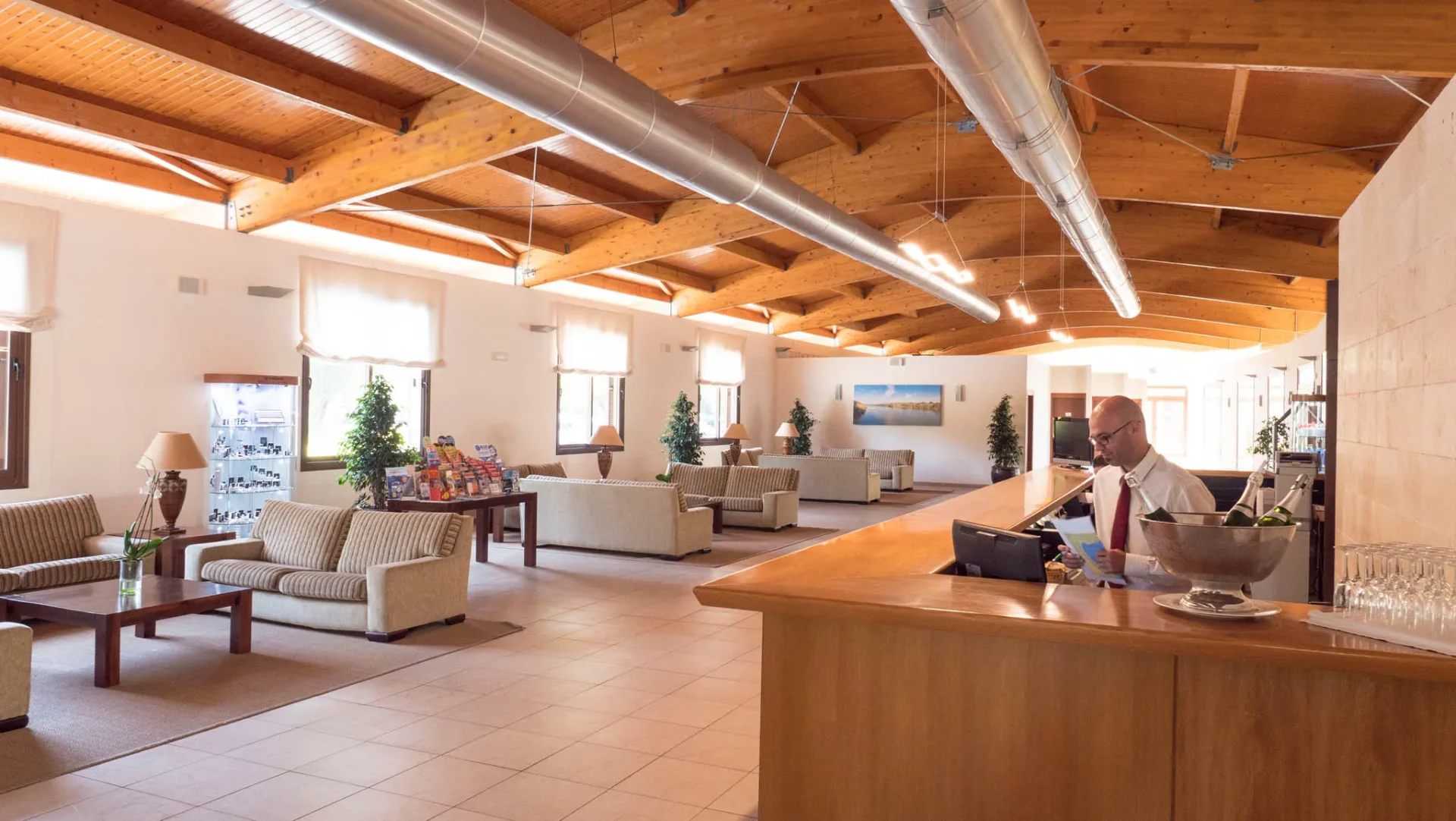 big-valentin-playa-de-muro-recepcion-2–2-910-e00b63f666874d2cbfde07b0e4296689