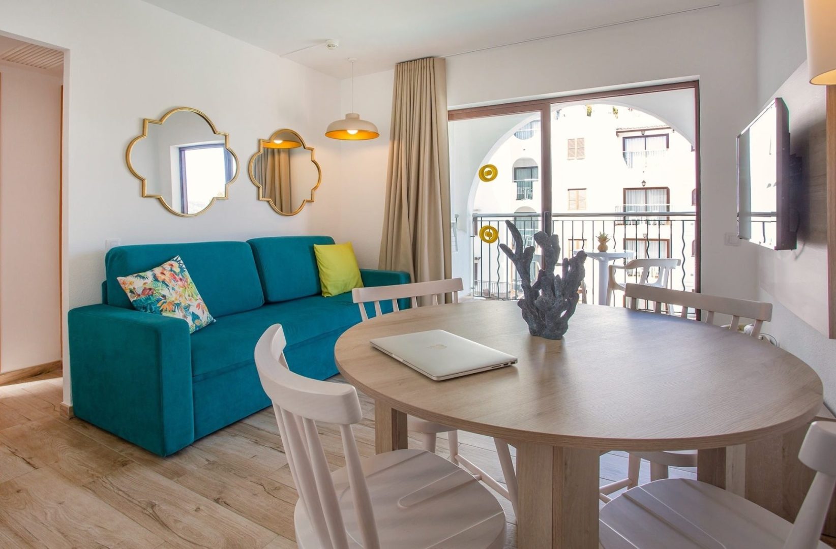 Flipflop Apartment (13)